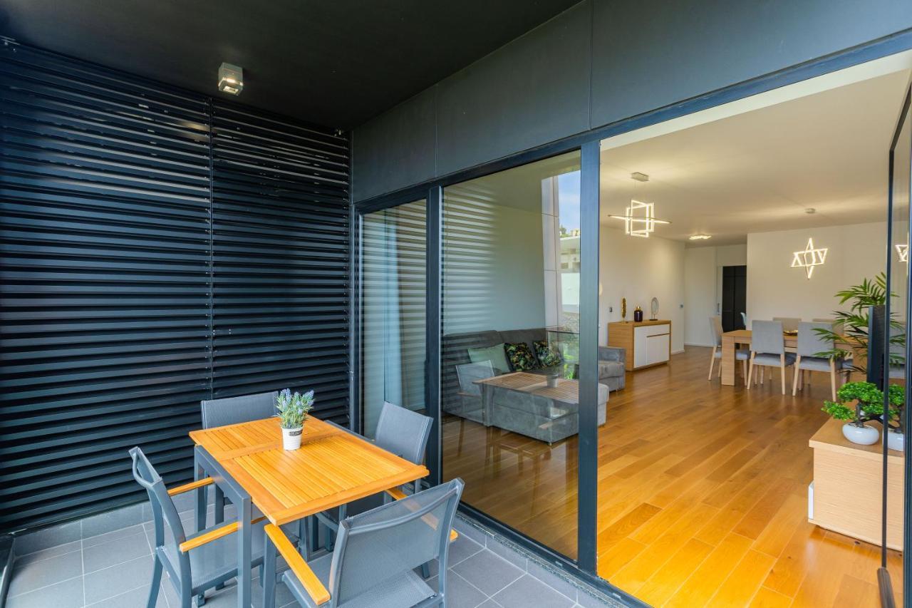 Flh Funchal Balcony Flat With Pool Appartement Buitenkant foto